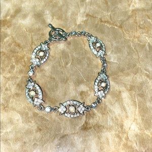 brand new condition pearl and studs bracelet!✨💕